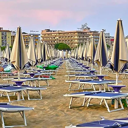 Enjoy Your Only 100mt From The Sea - Beahost Bibione