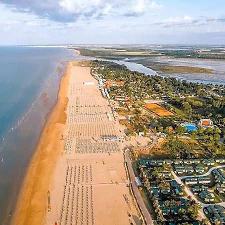 Enjoy Your Only 100mt From The Sea - Beahost